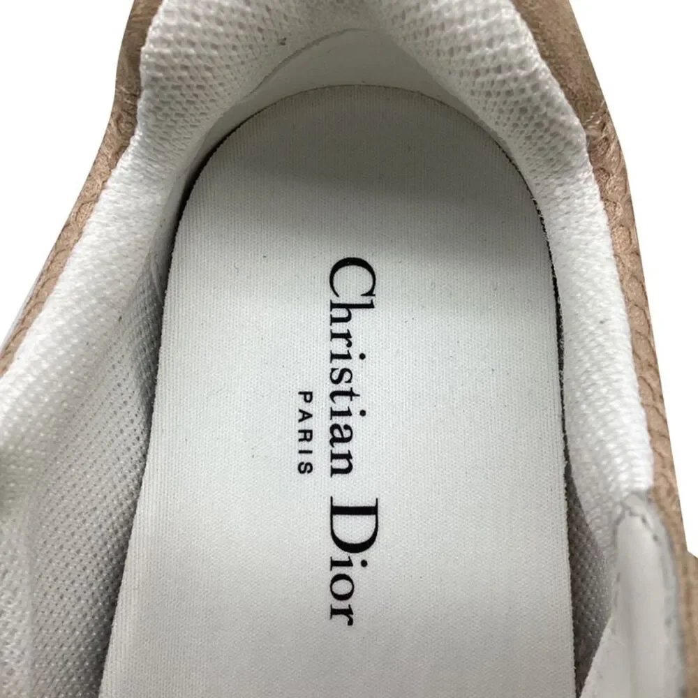 Dior delivery duty